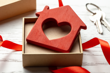 Housewarming Gift Ideas for New Homeowners