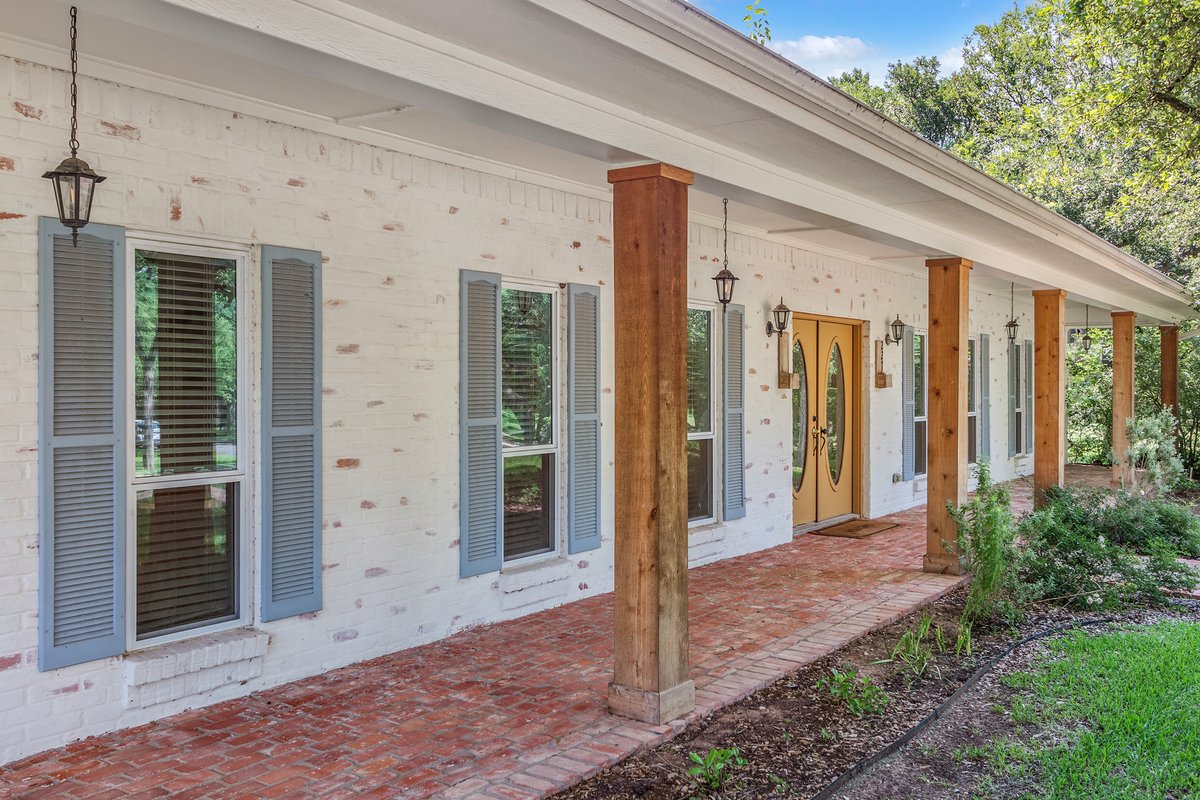 front door and porch of a house we had for sale