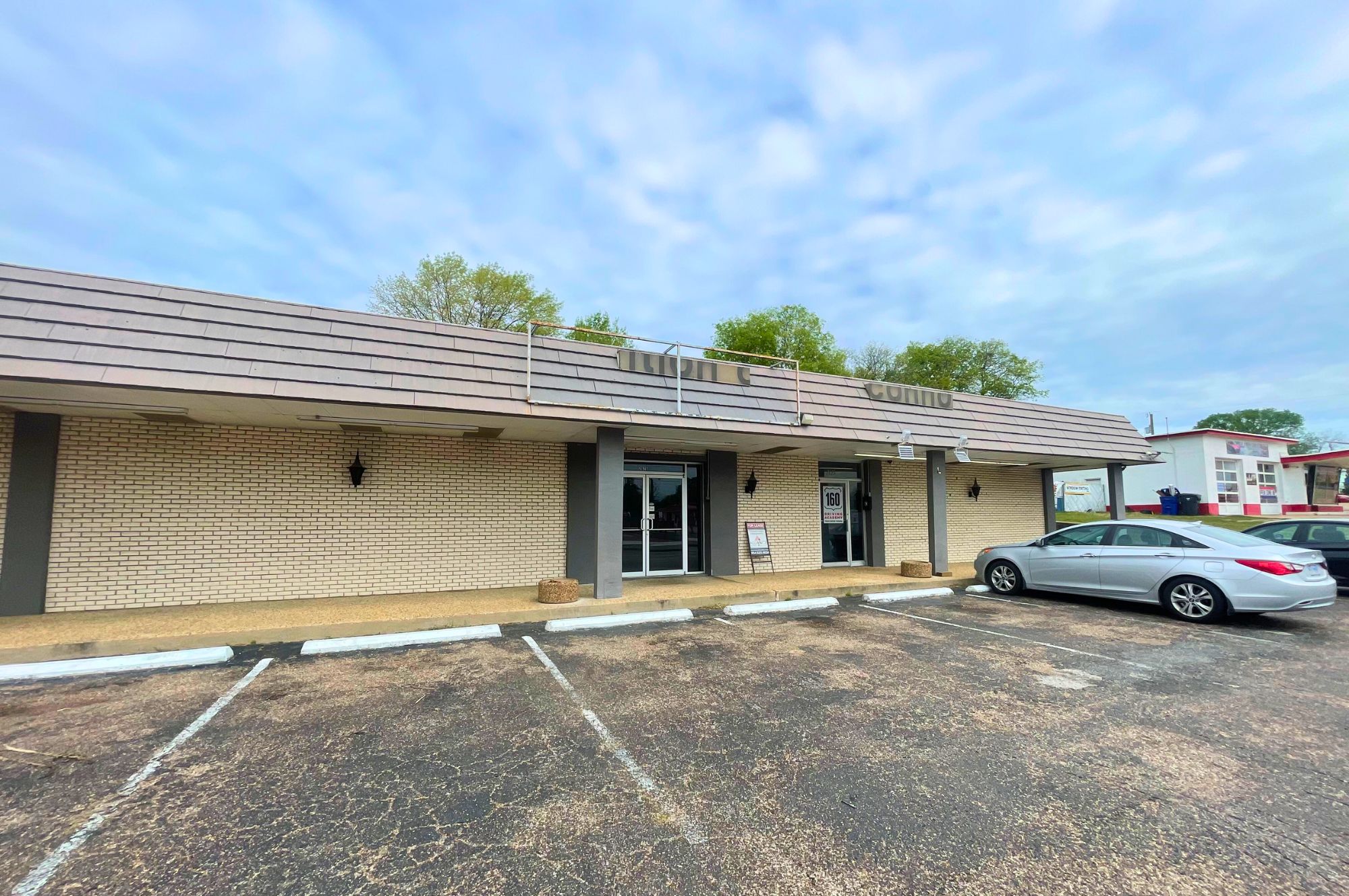 2500 SF Retail Space for Lease in West Waco Drive